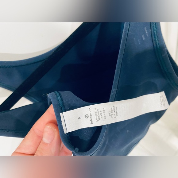 Lululemon Tank Reversible size 6 - Picture 4 of 4